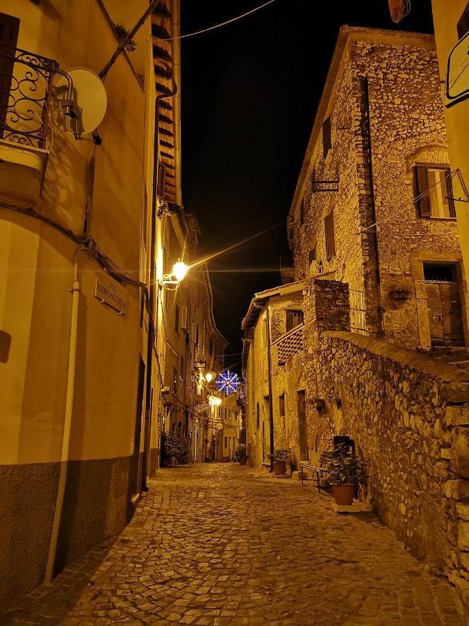 Casetta Nel Centro Storico Apartment Norma Екстериор снимка